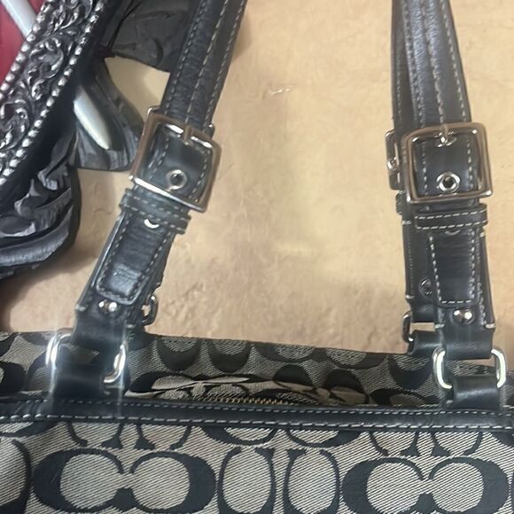 COACH HAMPTONS SIGNATURE BOOK BAG F13063 - Picture 13 of 14